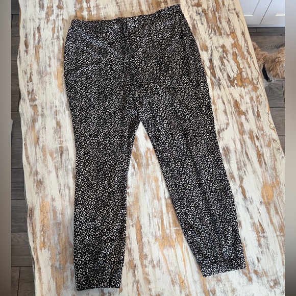 Love Scarlet Pants - Love Scarlett L Paper Bag Black and White Leopard Print Pants